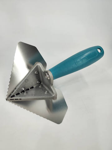 Шпатель Корчуганова зубчатый для углов Korshun / Коршун