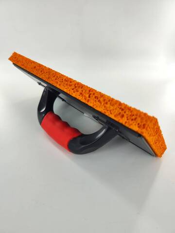 Терка с губчатой резиной ручка 2К Olejnik Rubber / Олейник