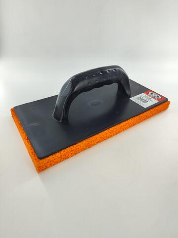Терка с губчатой резиной ручка пластиковая Olejnik Plastic / Олейник